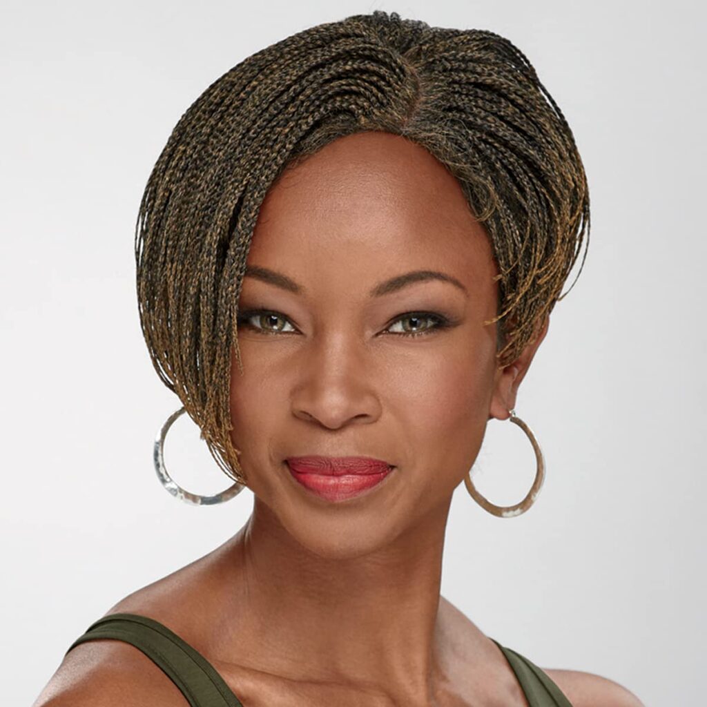 The asymmetrical short wig